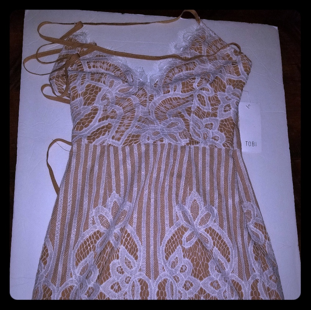 Tobi Dress